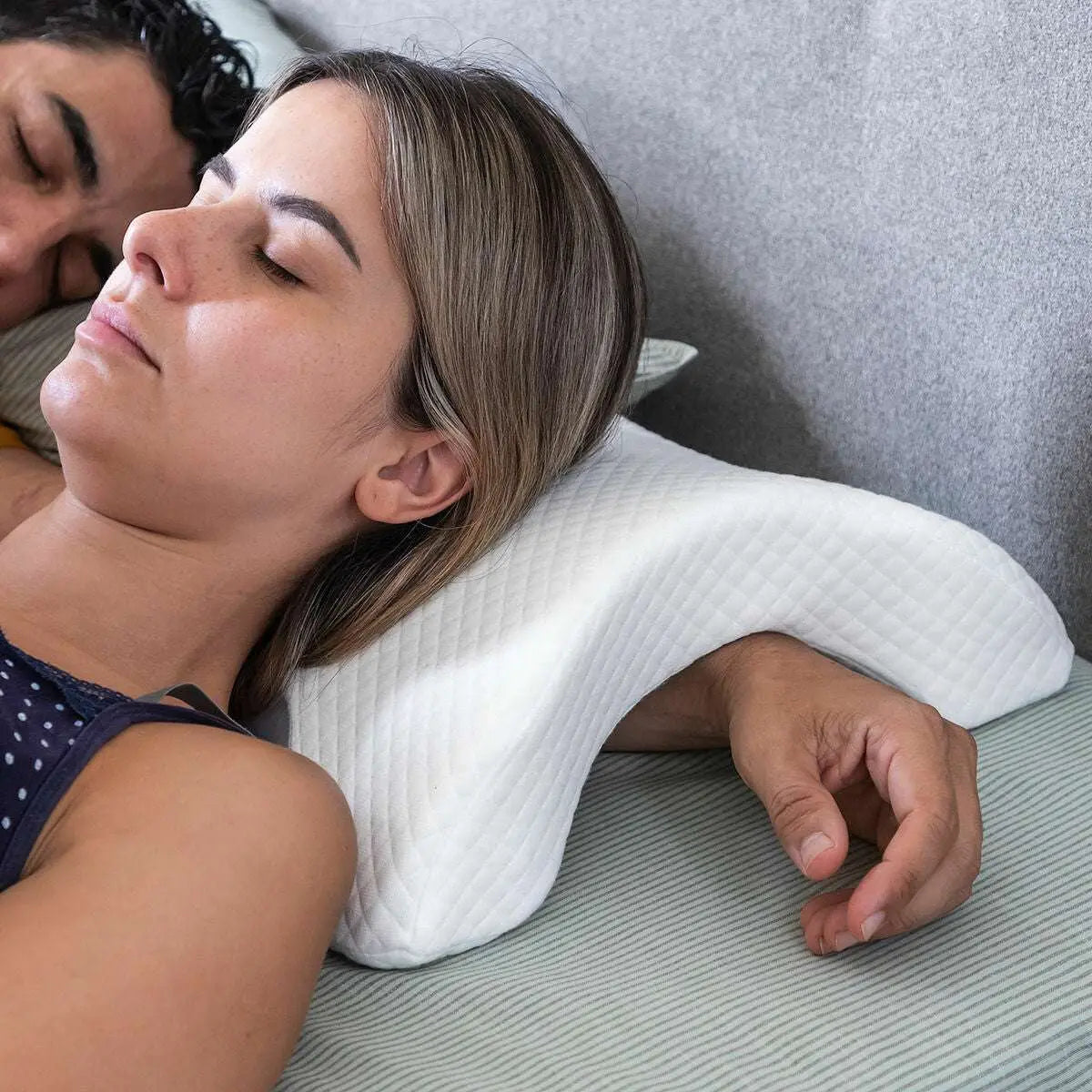 coussin cervical couple bien-être